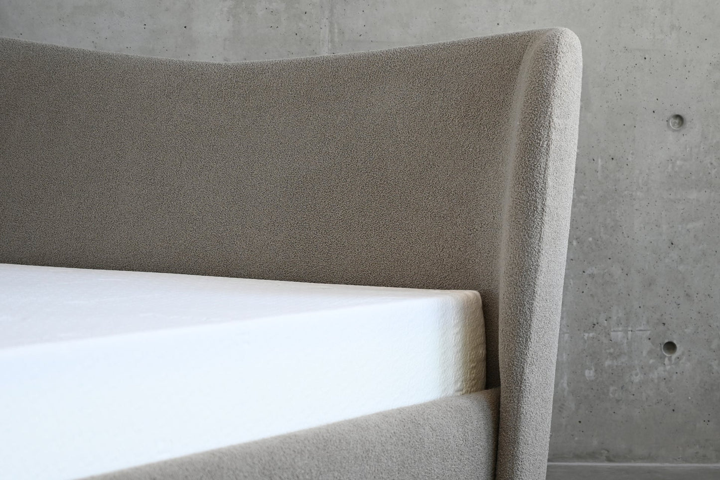 MB - HARLOW UPHOLSTERED STORAGE BED