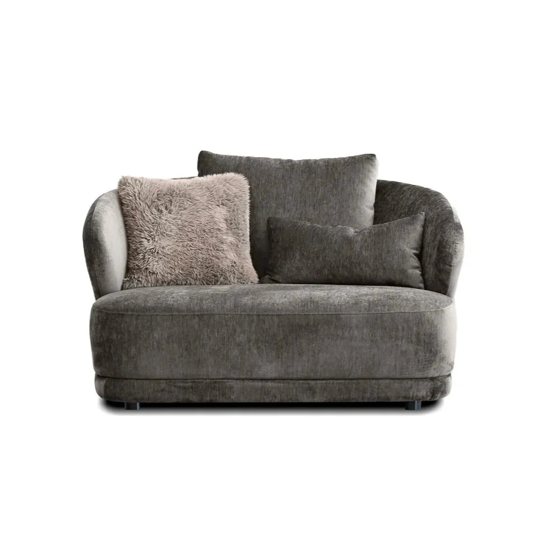 MB - VOLTAIRE LOUNGE CHAIR