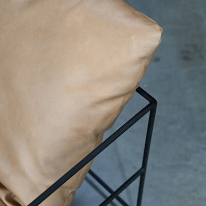 MB - ERICSSON LOUNGE CHAIR