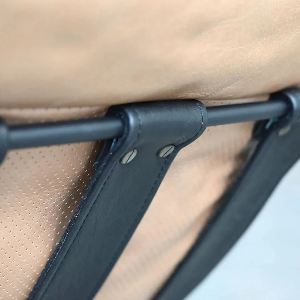 MB - ERICSSON LOUNGE CHAIR