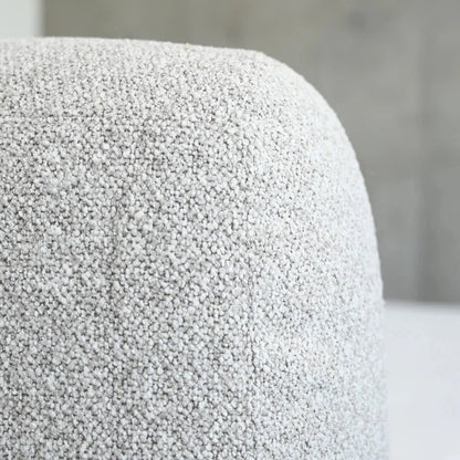 MB - MESA UPHOLSTERED BED