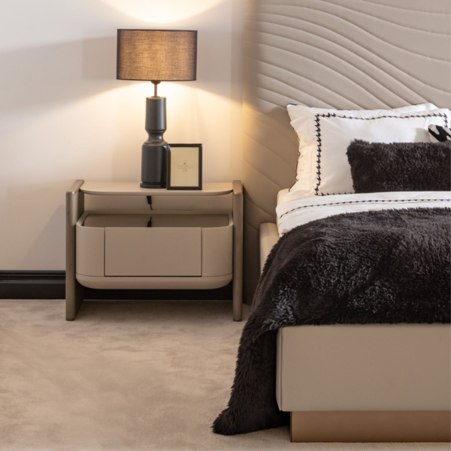 GB - MILANO KING BED