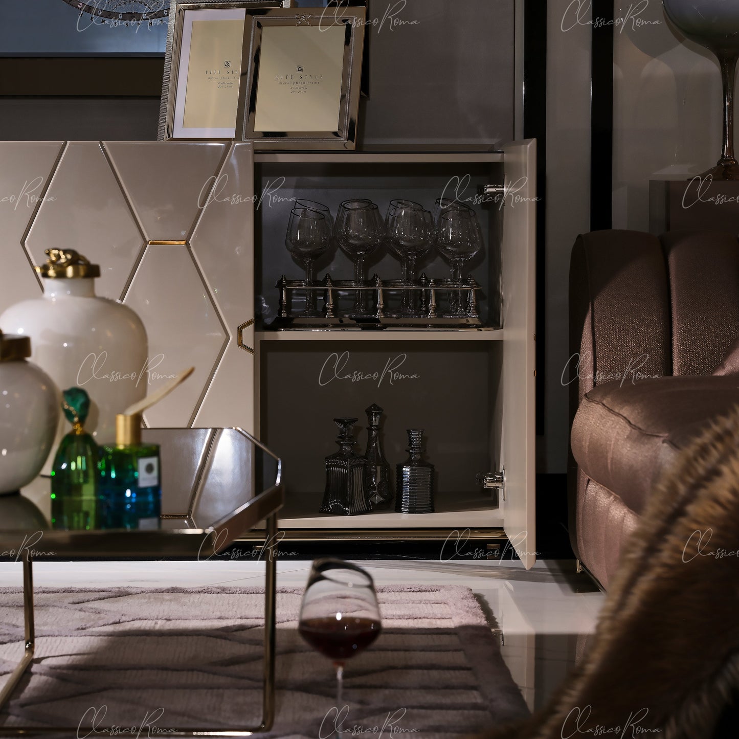 GB - PRAG SIDEBOARD
